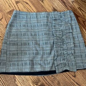 MANGO black + white + grey plaid skirt size small